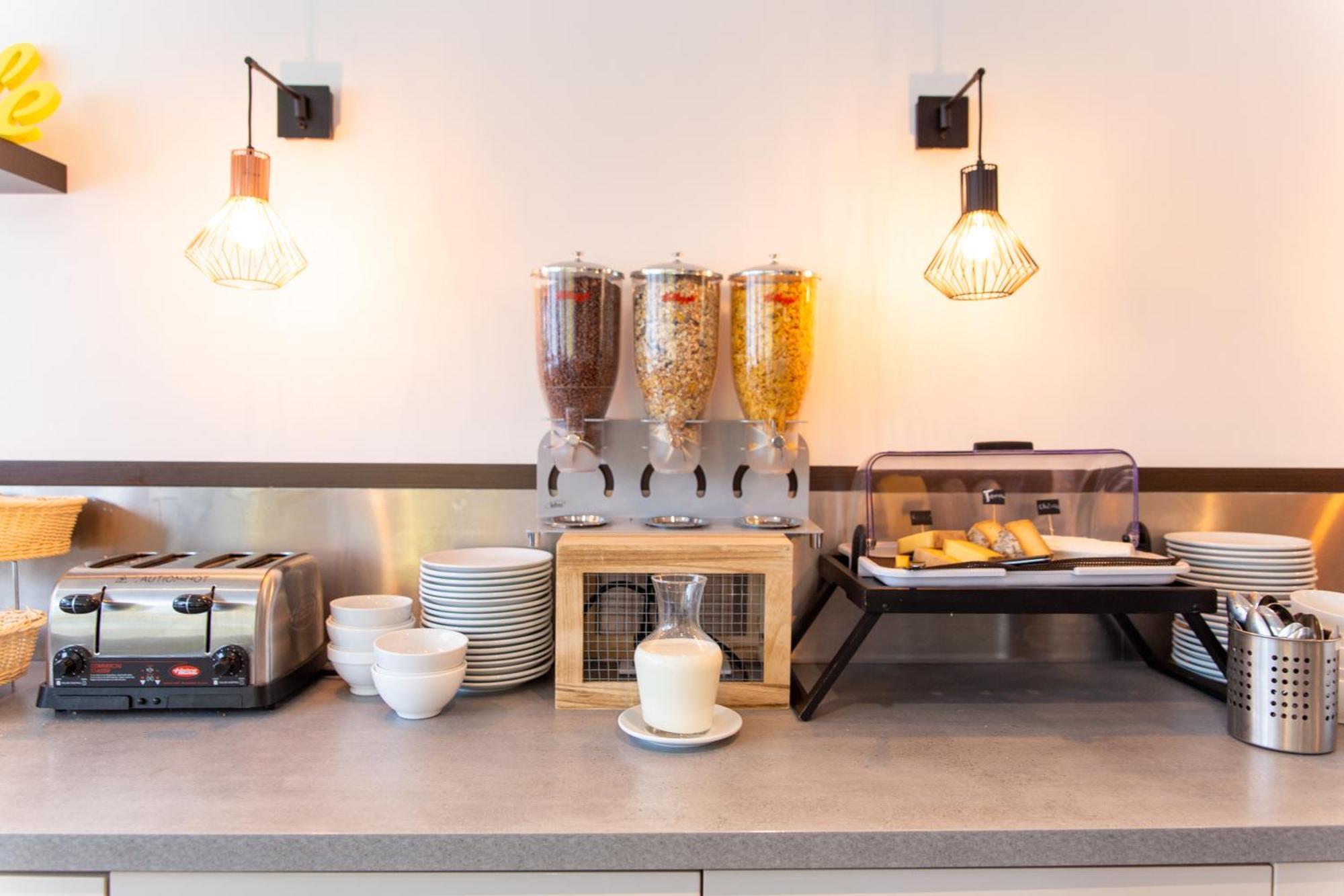 Clarion Aparthotel Toulouse Blagnac Airport Экстерьер фото