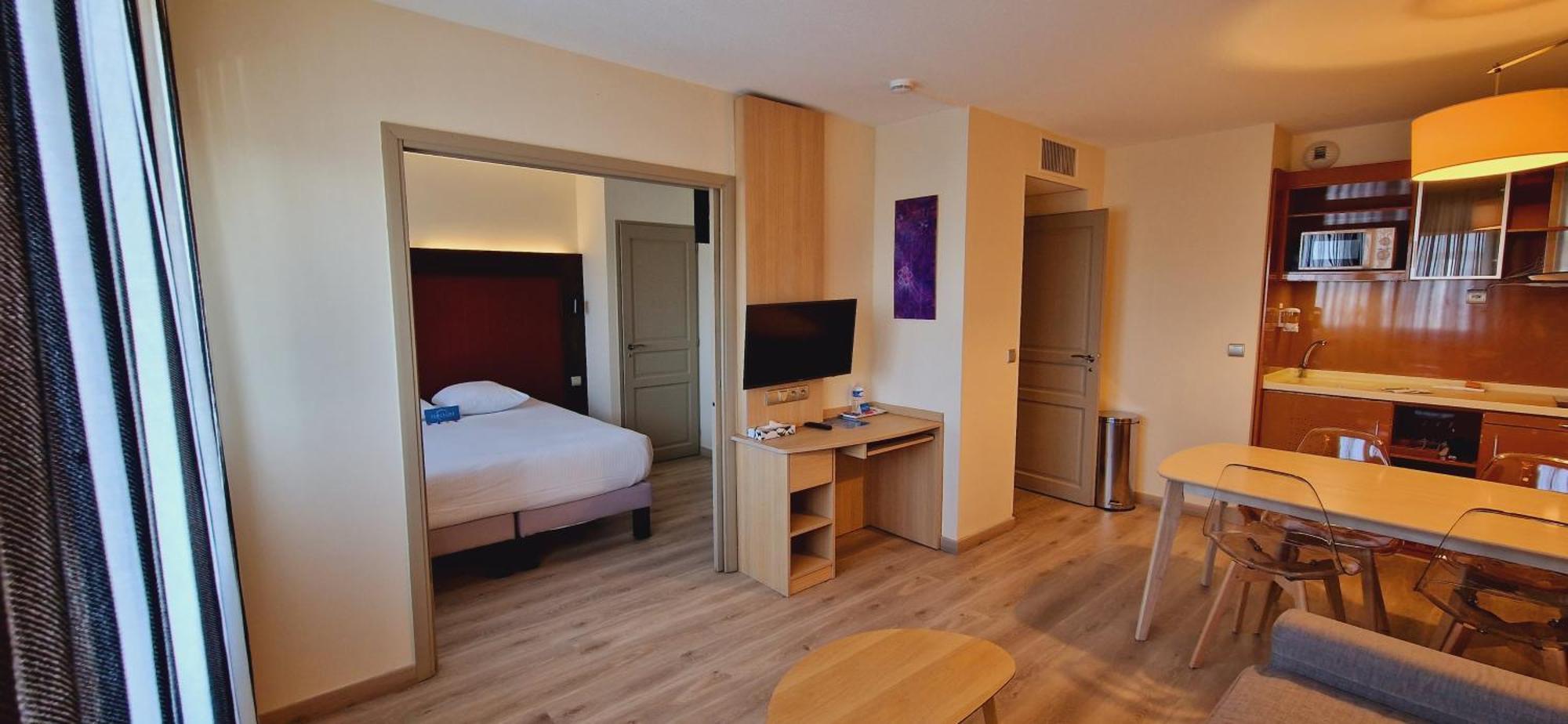 Clarion Aparthotel Toulouse Blagnac Airport Экстерьер фото