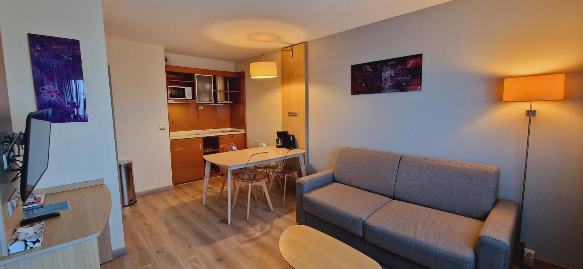 Clarion Aparthotel Toulouse Blagnac Airport Экстерьер фото