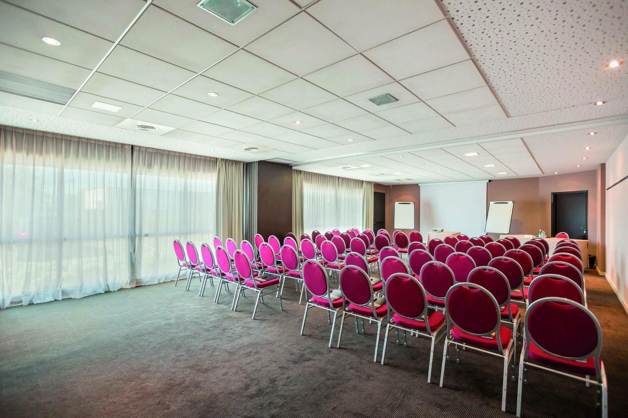 Clarion Aparthotel Toulouse Blagnac Airport Экстерьер фото